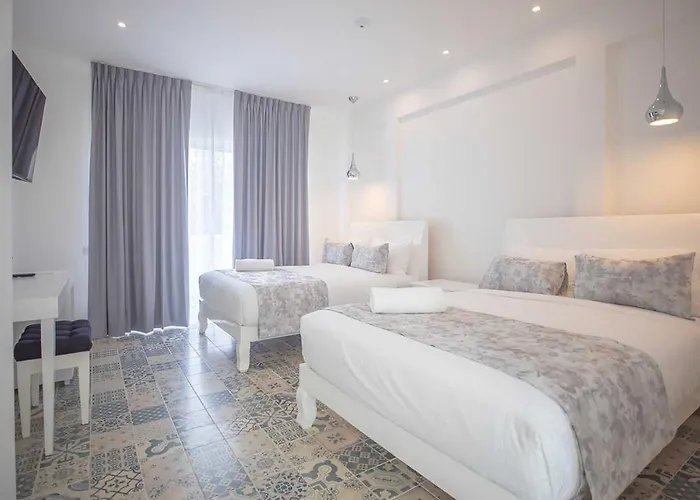 Hotel La Bella 4*